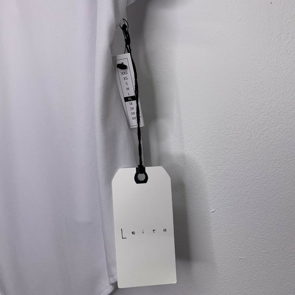 Leith Body Suit XL White Flutter V Neck V Back - Picture 4 of 7